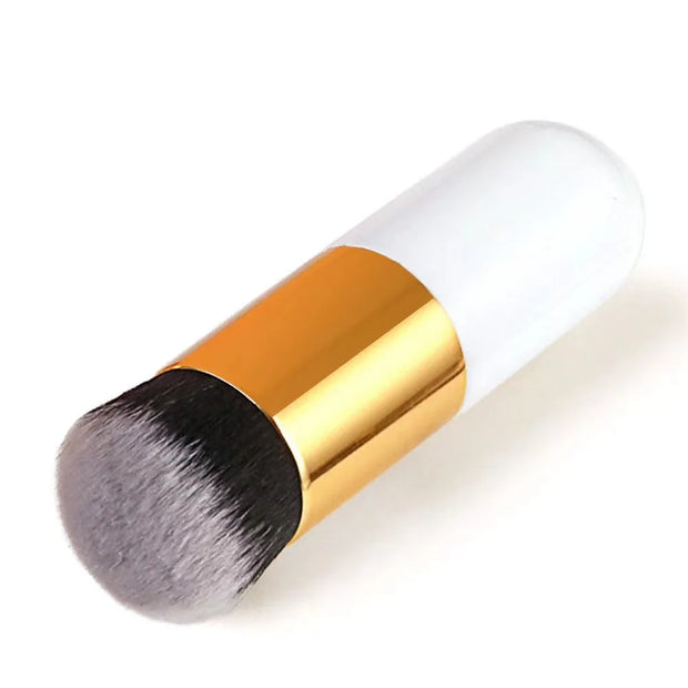 Chubby Pier Foundation Brush Flat Cream