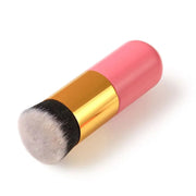 Chubby Pier Foundation Brush Flat Cream